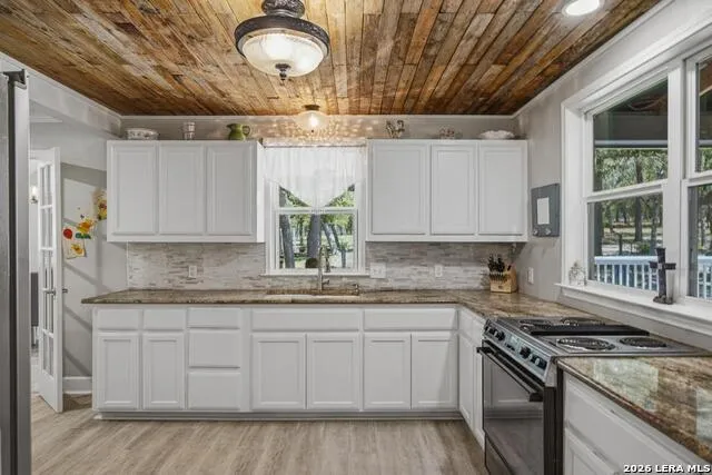 156 Deep Woods Dr Seguin, TX 78155