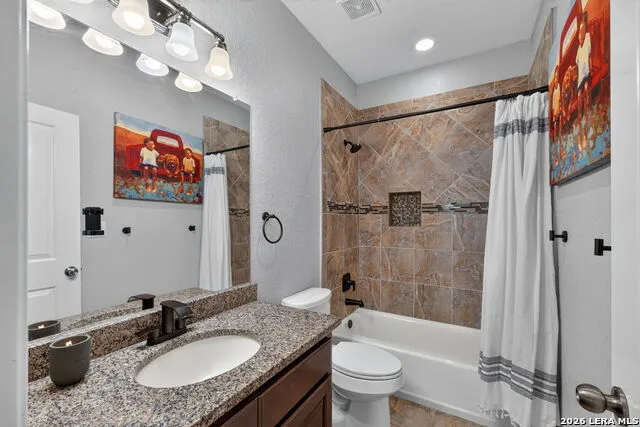 129 Vintage Ranch La Vernia, TX 78121