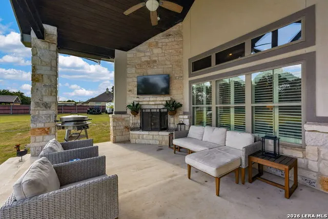 129 Vintage Ranch La Vernia, TX 78121