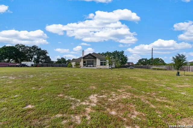 129 Vintage Ranch La Vernia, TX 78121