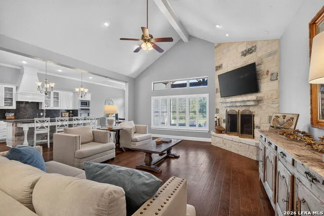 129 Vintage Ranch La Vernia, TX 78121