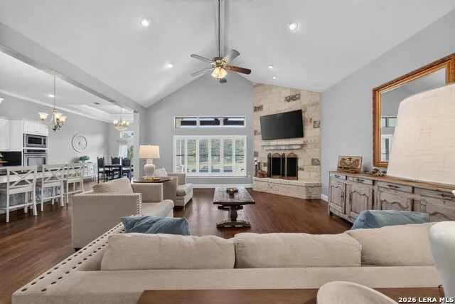 129 Vintage Ranch La Vernia, TX 78121