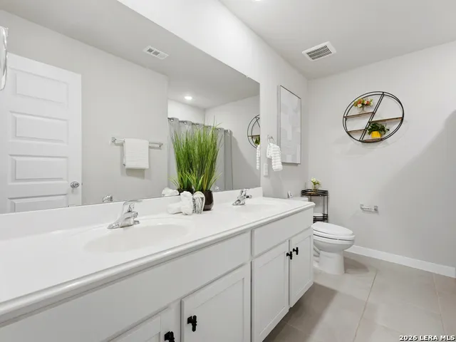 12407 Autumn Way Atascosa, TX 78002