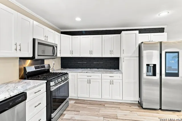 102 GETTYSBURG RD San Antonio, TX 78228