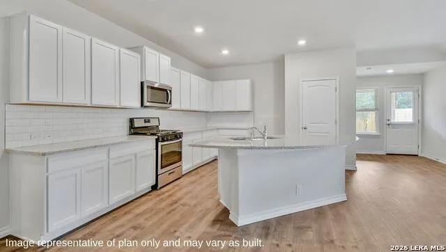 144 Ivy Way Mico, TX 78056