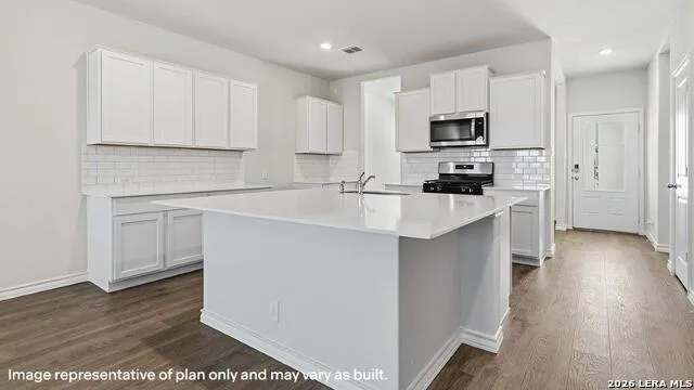 155 Ivy Way Mico, TX 78056