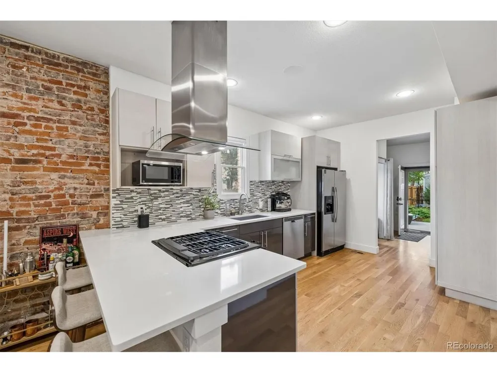 2658 Stout Street Denver, CO 80205