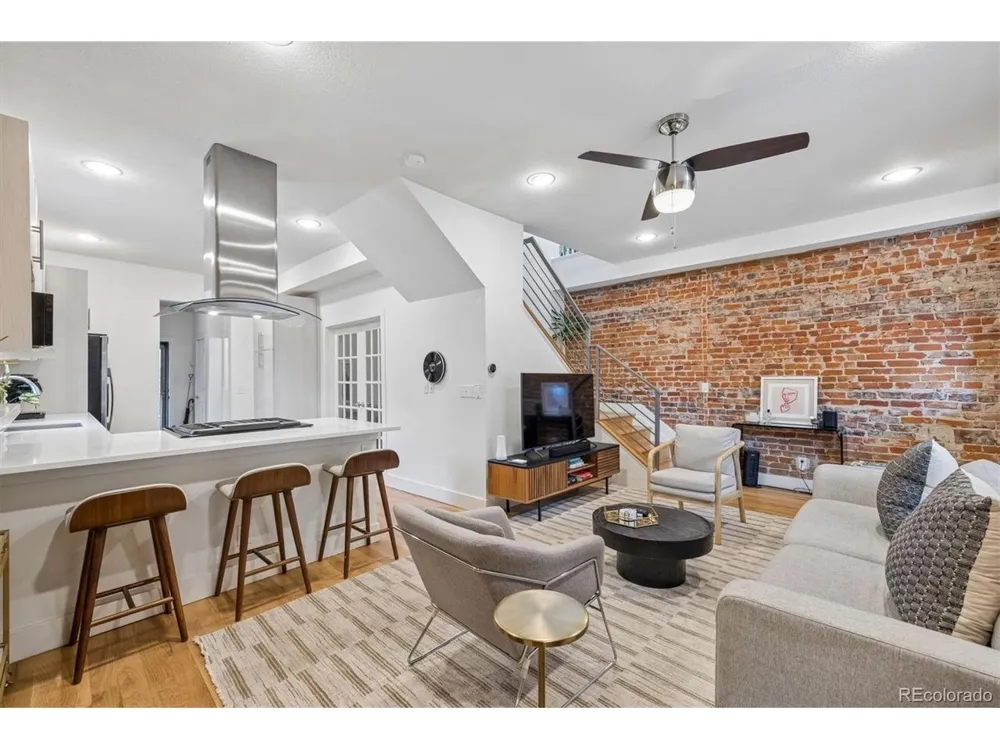 2658 Stout Street Denver, CO 80205
