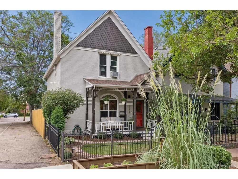 2658 Stout Street Denver, CO 80205