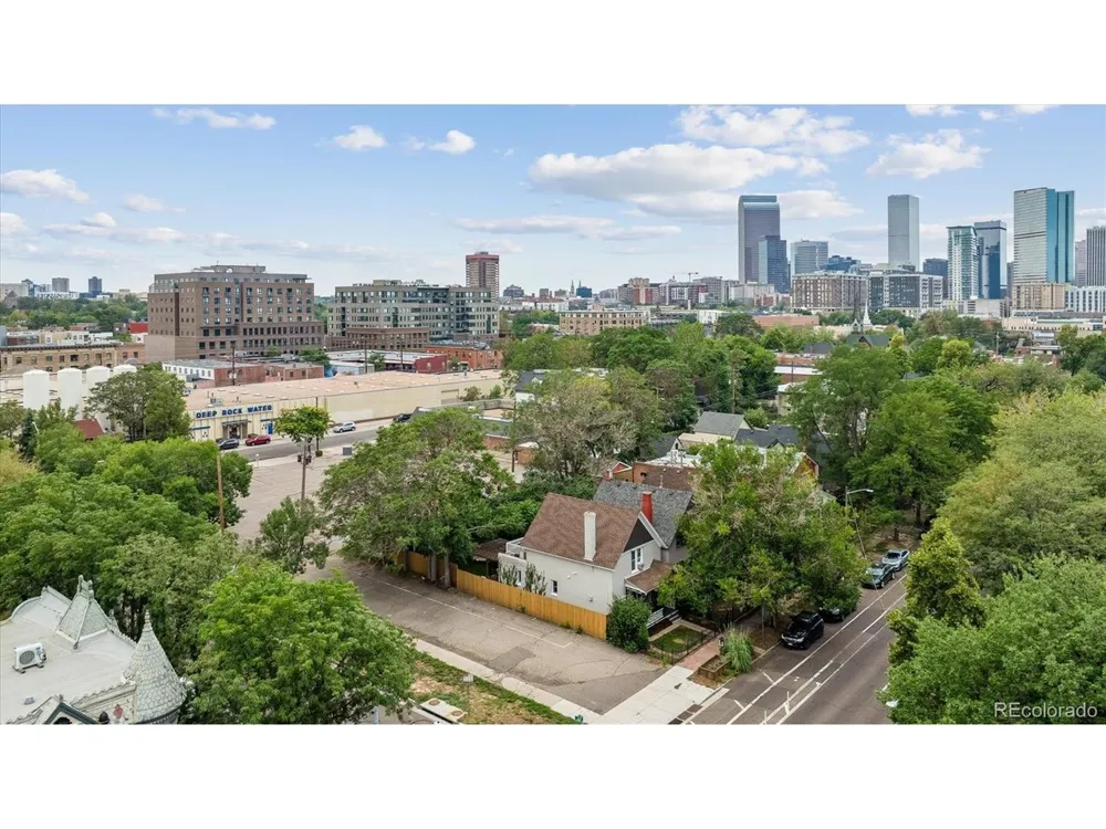 2658 Stout Street Denver, CO 80205