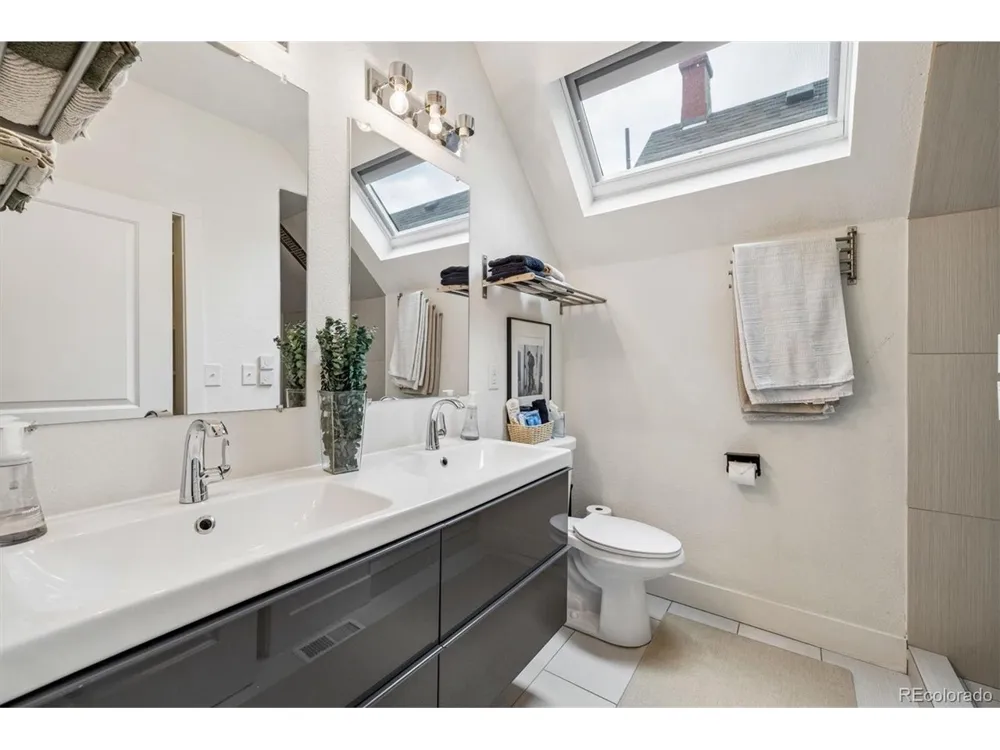 2658 Stout Street Denver, CO 80205