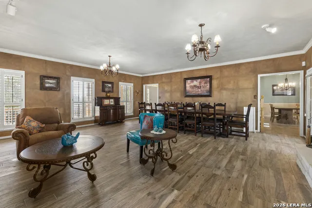 1405 Countryside Bnd Fredericksburg, TX 78624
