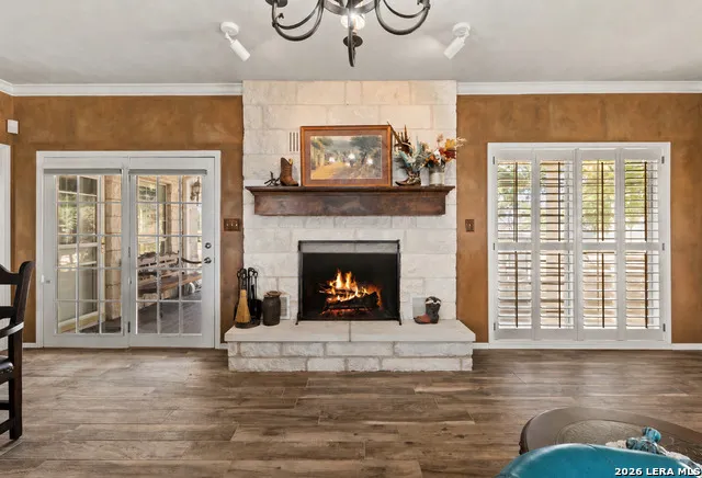 1405 Countryside Bnd Fredericksburg, TX 78624