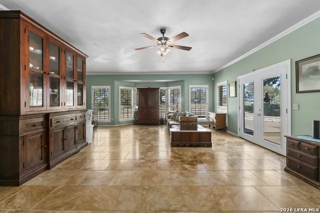 1405 Countryside Bnd Fredericksburg, TX 78624