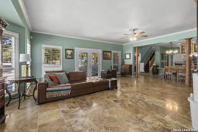 1405 Countryside Bnd Fredericksburg, TX 78624