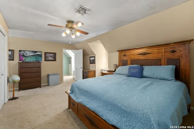 1405 Countryside Bnd Fredericksburg, TX 78624