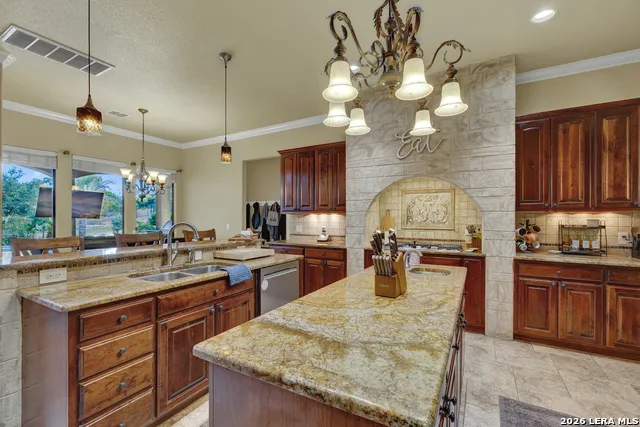 14190 IRON HORSE WAY Helotes, TX 78023