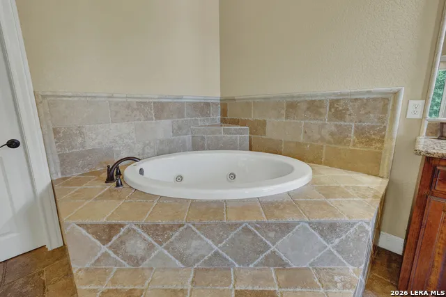 14190 IRON HORSE WAY Helotes, TX 78023