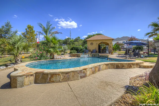 14190 IRON HORSE WAY Helotes, TX 78023