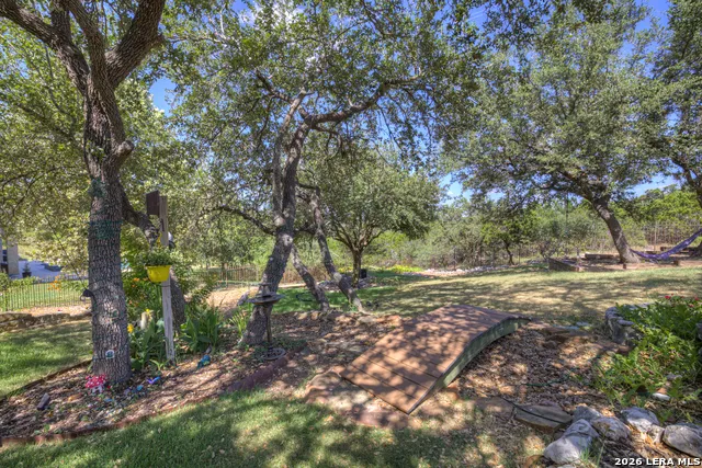 14190 IRON HORSE WAY Helotes, TX 78023