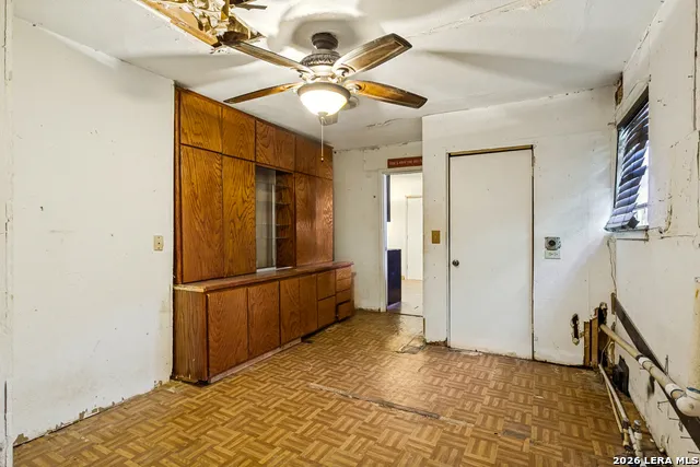 247 Edna San Antonio, TX 78220
