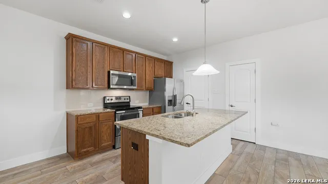 727 GRISTMILL DR New Braunfels, TX 78130