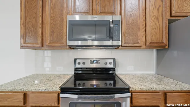 727 GRISTMILL DR New Braunfels, TX 78130