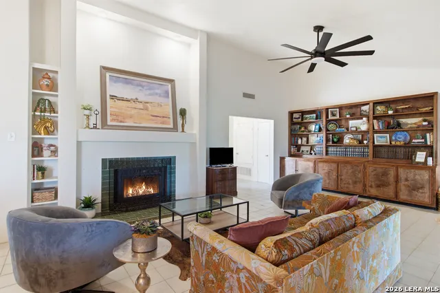 7 LA MOTTE ST Brackettville, TX 78832