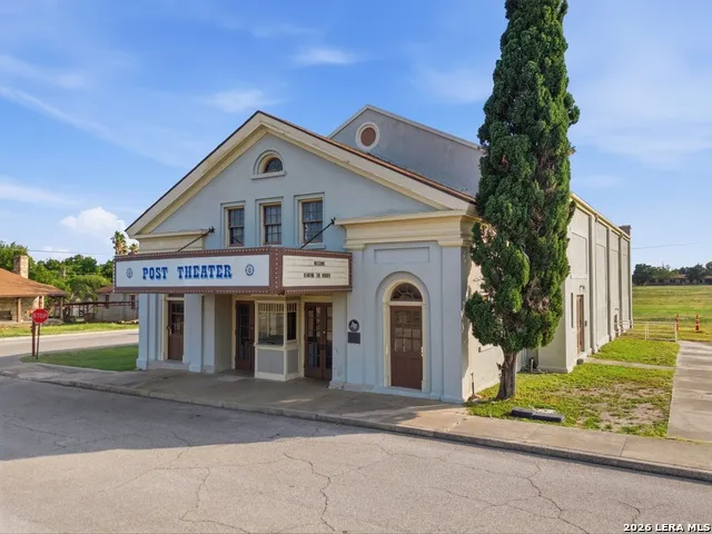 7 LA MOTTE ST Brackettville, TX 78832
