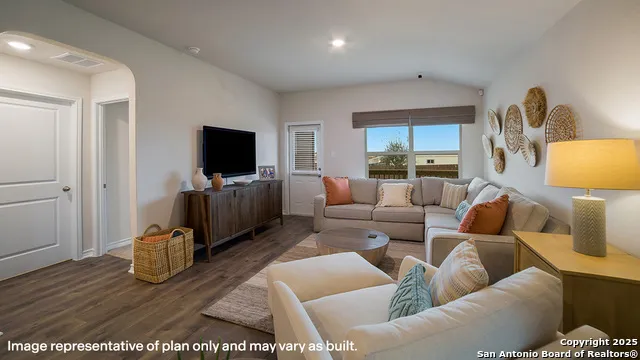 136 Ivy Way Mico, TX 78056