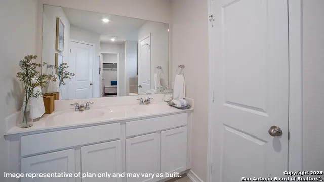 136 Ivy Way Mico, TX 78056