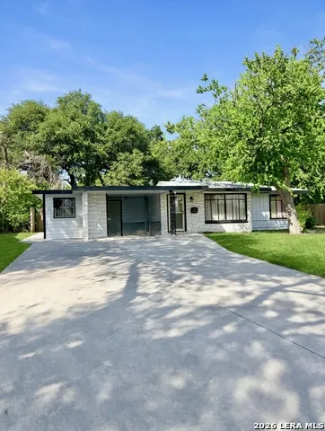 103 GREENHAVEN DR