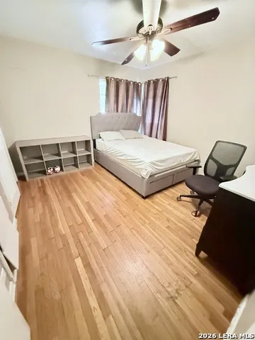 103 GREENHAVEN DR San Antonio, TX 78201