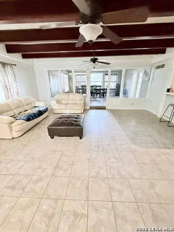 103 GREENHAVEN DR San Antonio, TX 78201