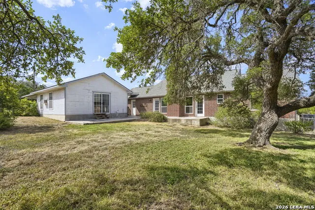 162 ARNOLD DR Canyon Lake, TX 78133