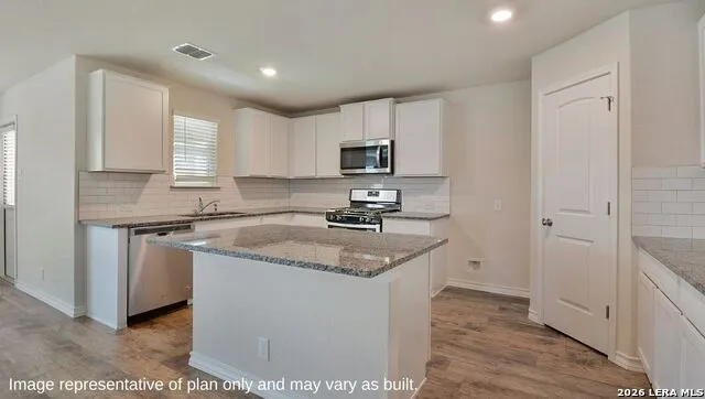 139 Bruce Cv Mico, TX 78056
