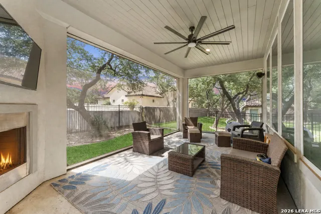 24030 La Tapiceria San Antonio, TX 78261
