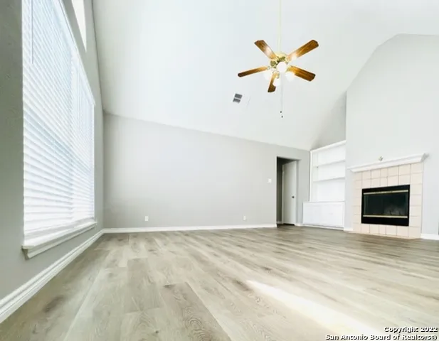 13119 FORUM RD Universal City, TX 78148