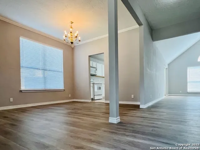 13119 FORUM RD Universal City, TX 78148