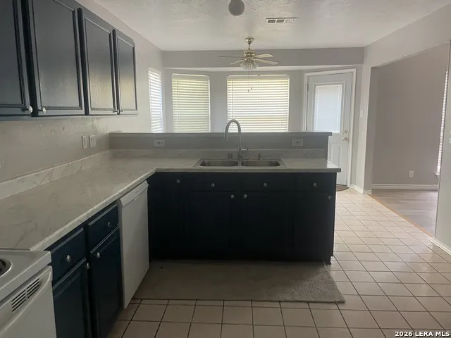 13119 FORUM RD Universal City, TX 78148