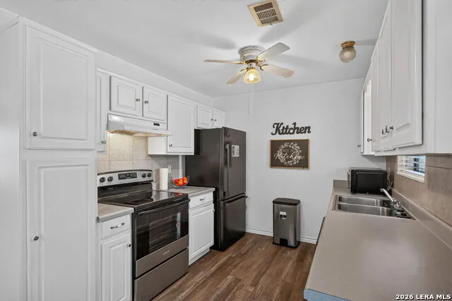 325 WENDY LN Seguin, TX 78155