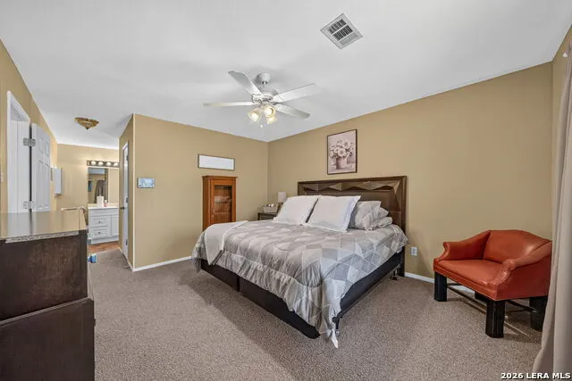 325 WENDY LN Seguin, TX 78155