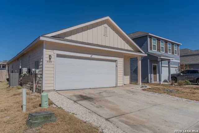 5303 Flying Hooves San Antonio, TX 78222
