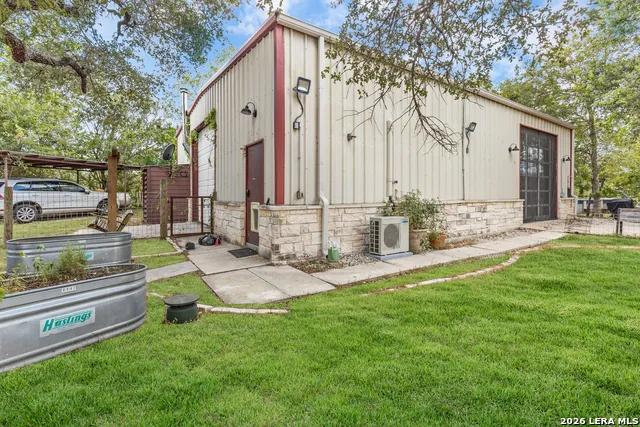 218 ALEXANDRA LN Dale, TX 78616