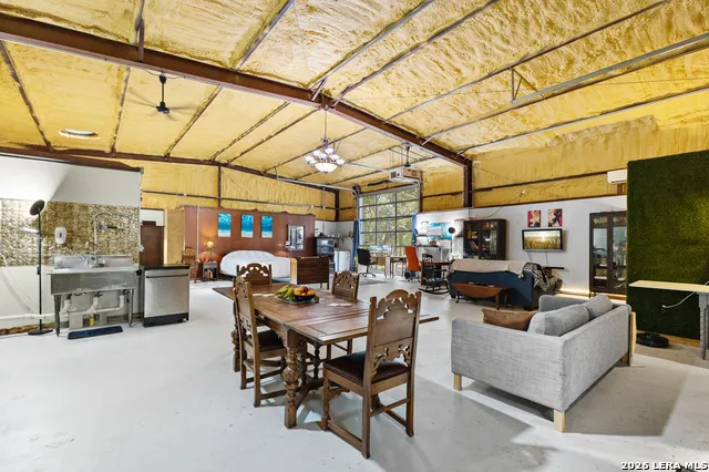 218 ALEXANDRA LN Dale, TX 78616