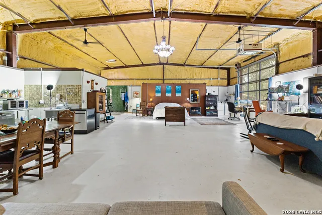 218 ALEXANDRA LN Dale, TX 78616