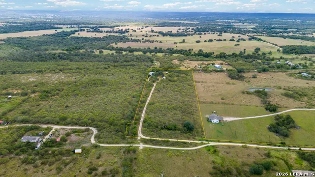 218 ALEXANDRA LN Dale, TX 78616