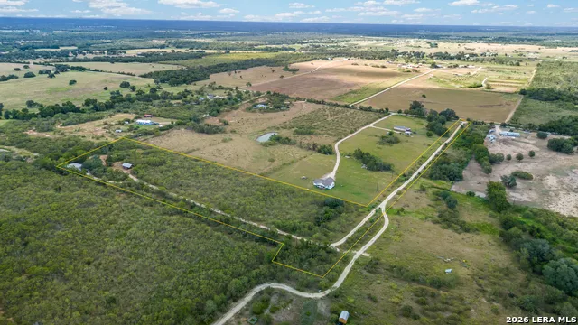 218 ALEXANDRA LN Dale, TX 78616