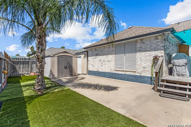 15225 BARATARIA DR Corpus Christi, TX 78418