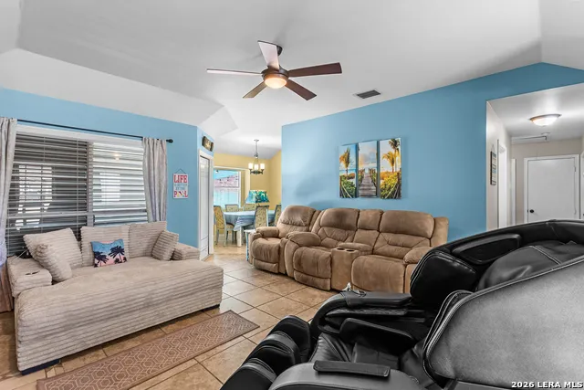 15225 BARATARIA DR Corpus Christi, TX 78418